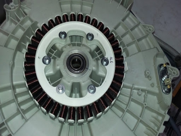 Замена подшипника в стиральной машине Ariston